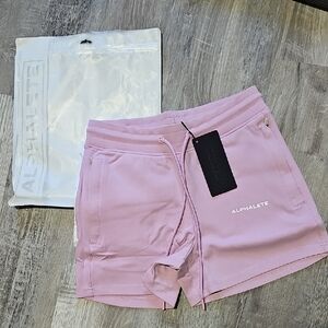 NWT Alphalete Women's Essential Core Shorts Shorts in Bloom